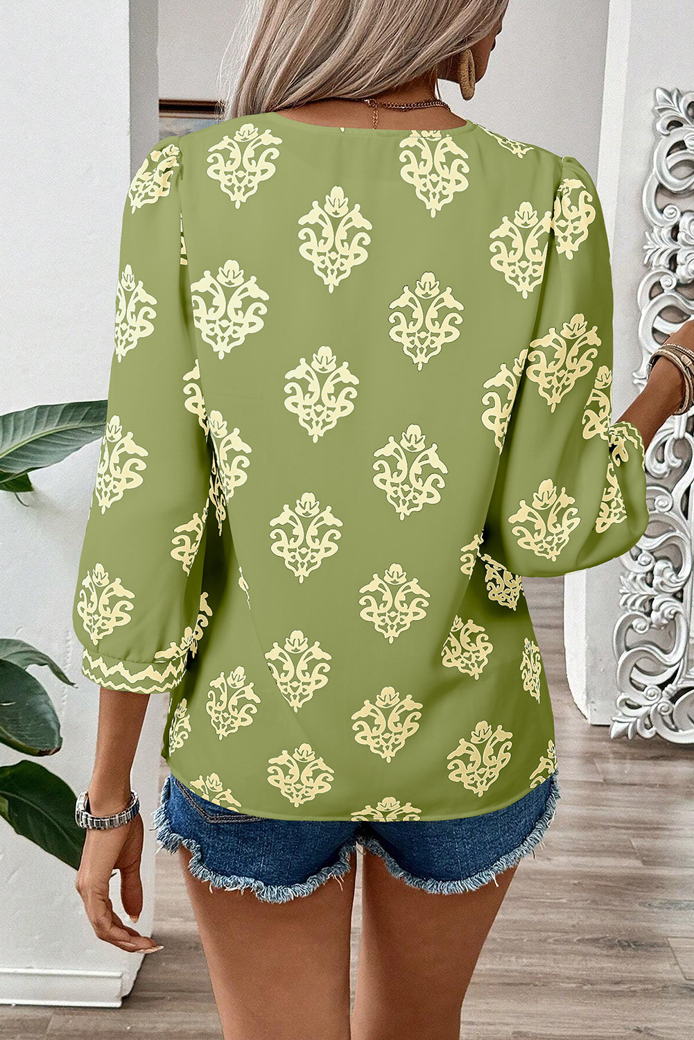 Green Damask Floral Print Contrast V Neck 3/4 Sleeve Blouse