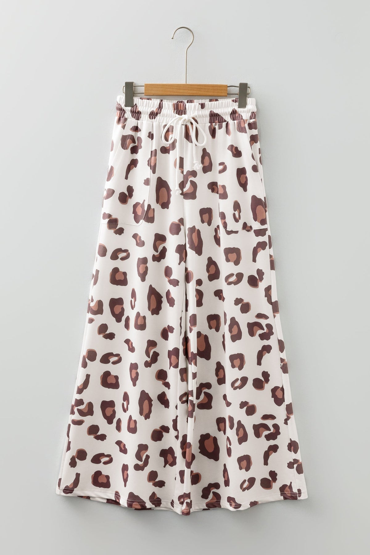 Beige Drawstring Leopard Print Patch Pocket Loose Pants