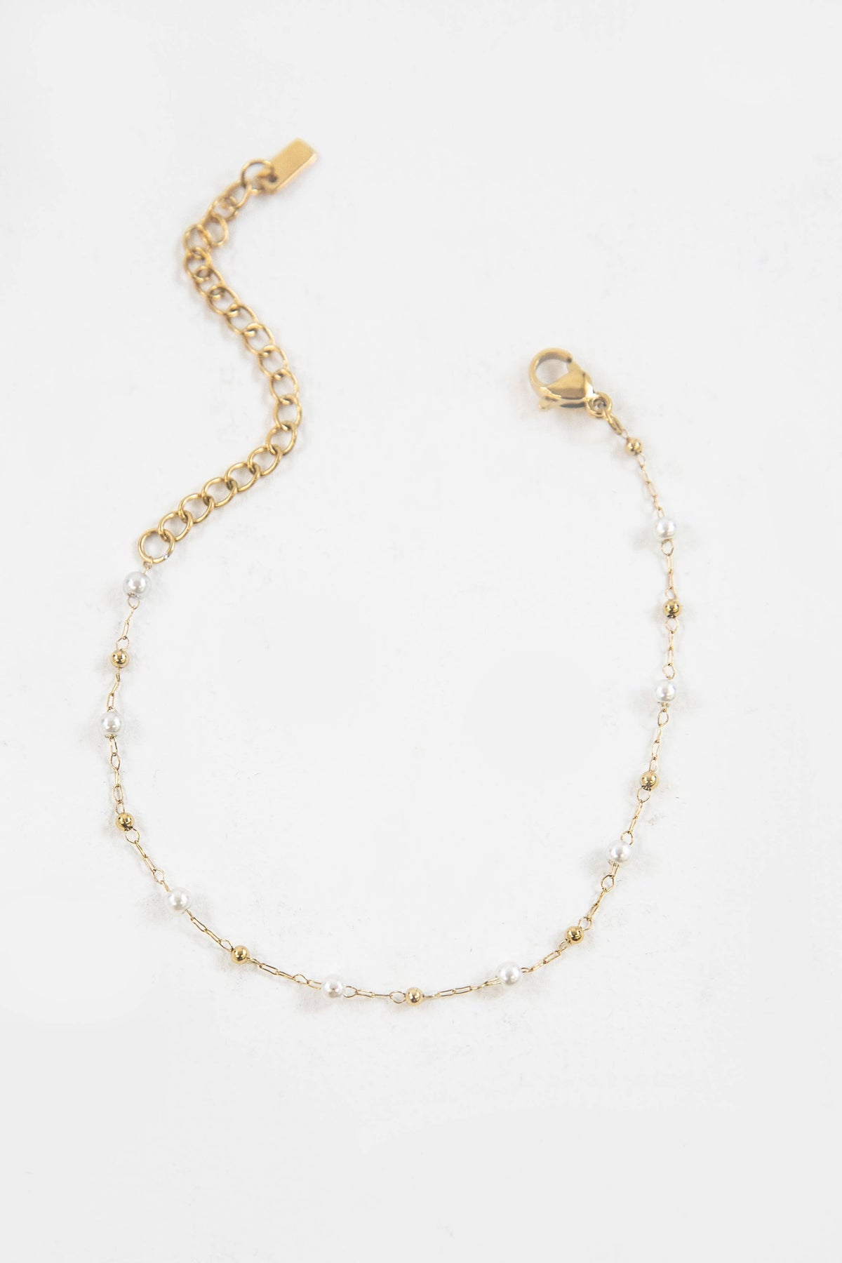 Cala Mini Pearl Bracelet