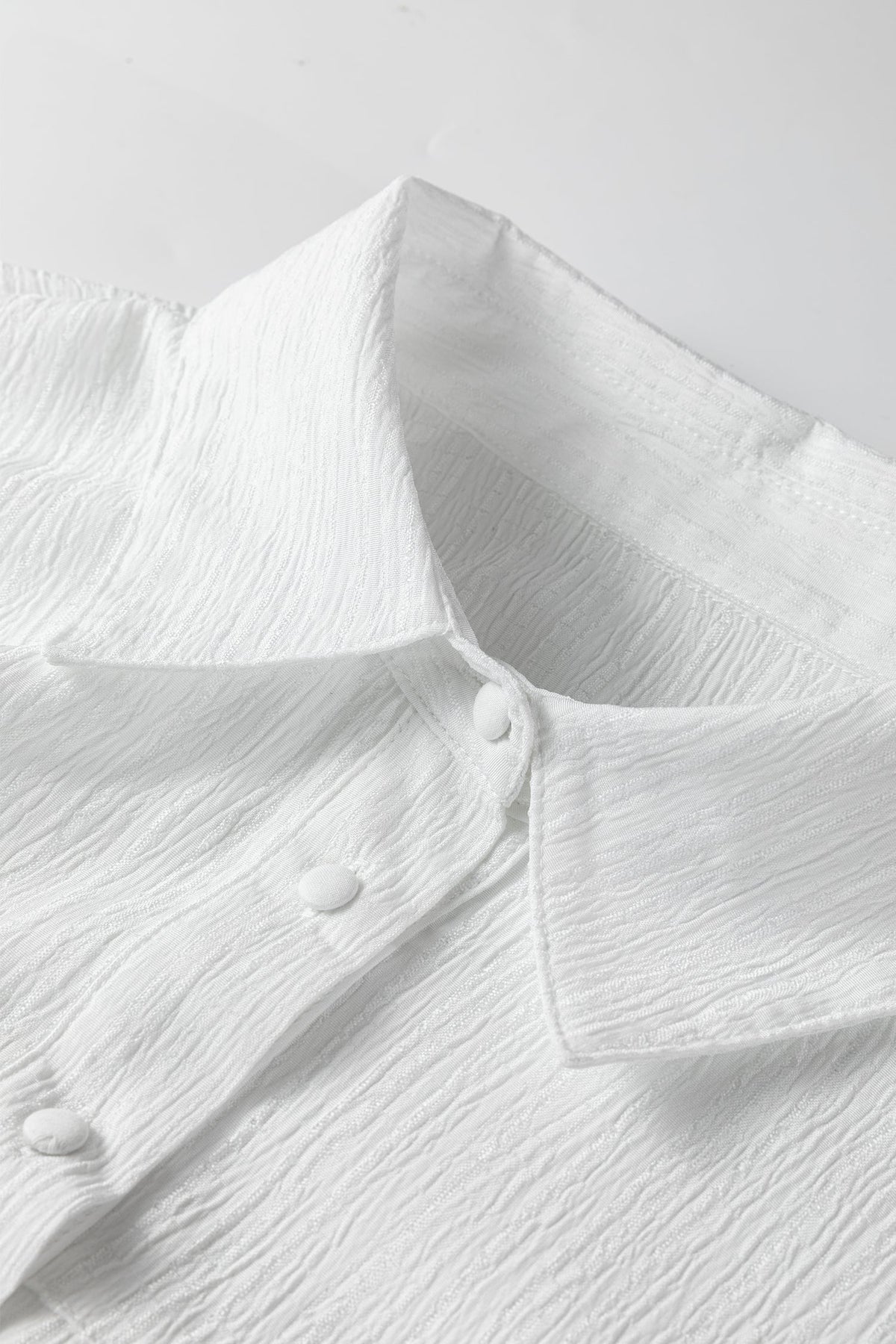 White Crinkled Texture Lantern Sleeve Button Down Loose Shirt