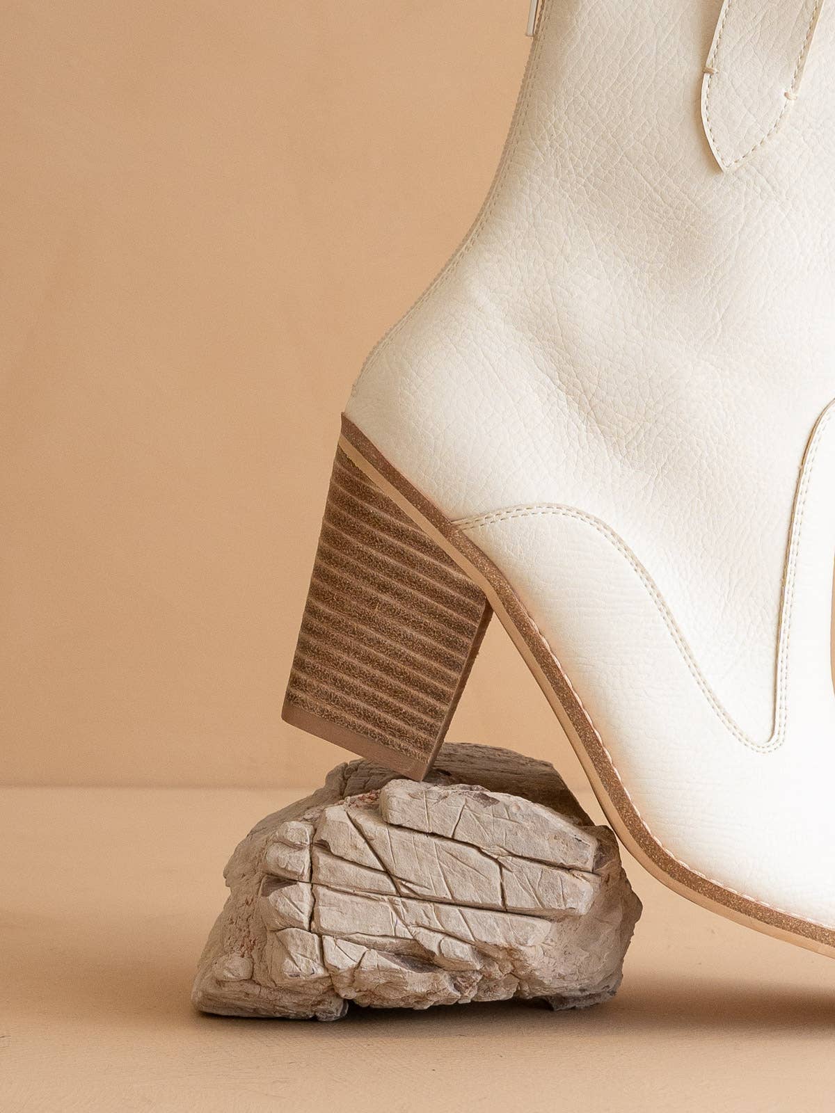 The Tara White | Two Paneled Western Boot