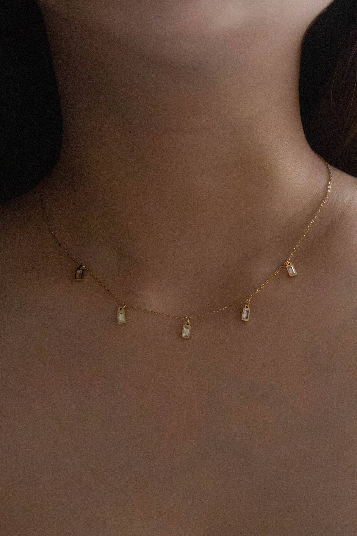 Minimal Rectangle Rhinestone Necklace | Gold