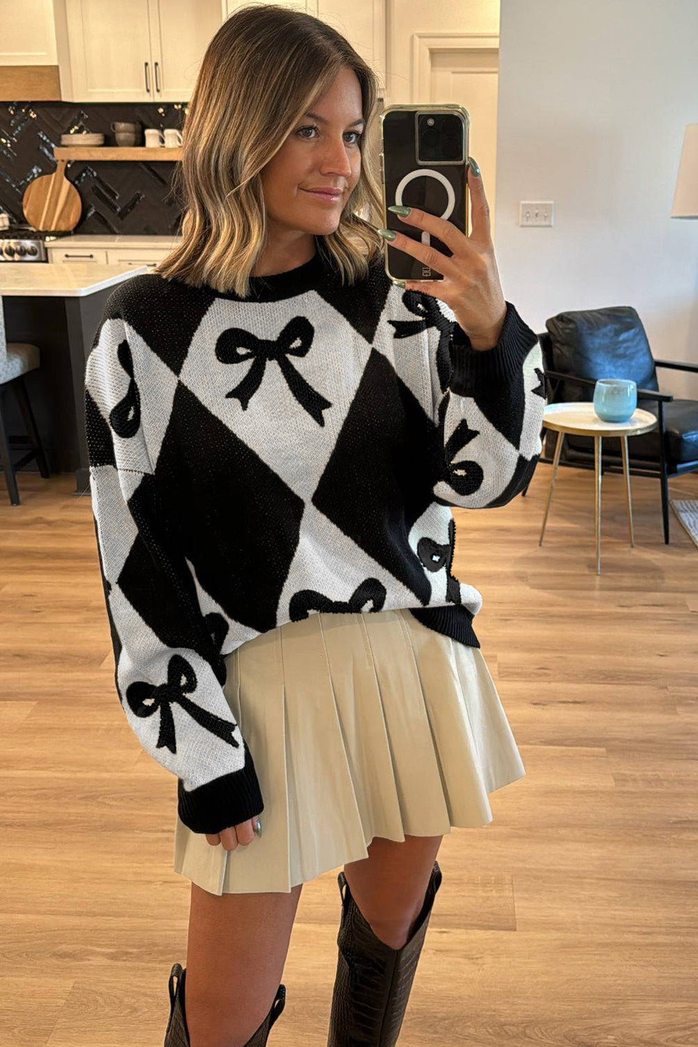 Red Bow Print 2-tone Rhombus Knit Loose Sweater