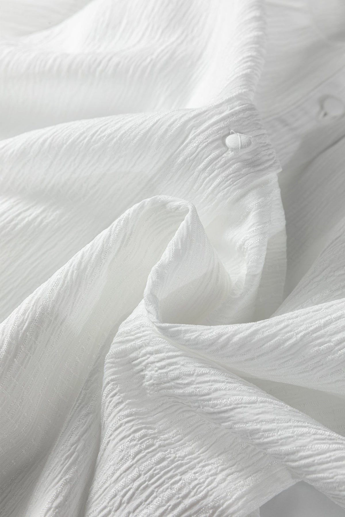 White Crinkled Texture Lantern Sleeve Button Down Loose Shirt