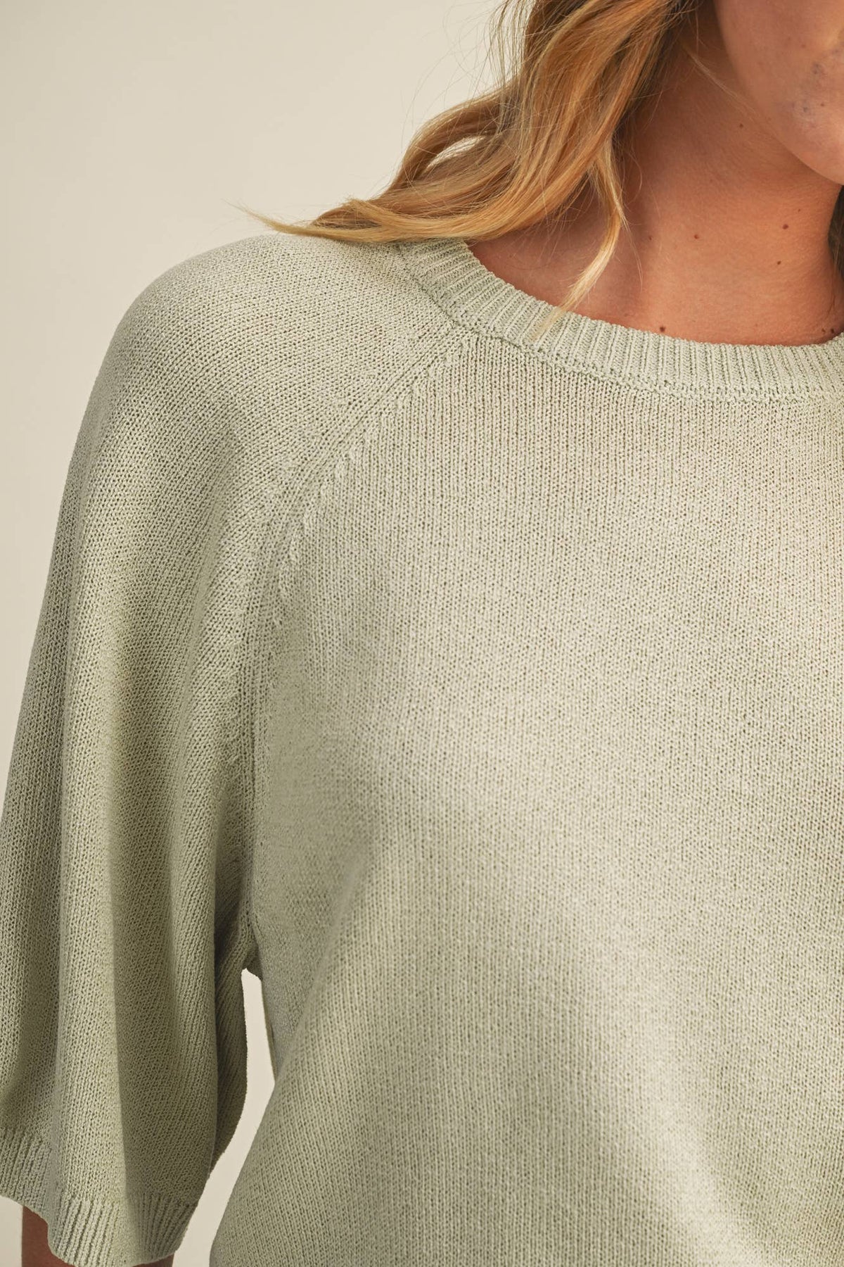 Blakely Raglan Sleeve Pullover