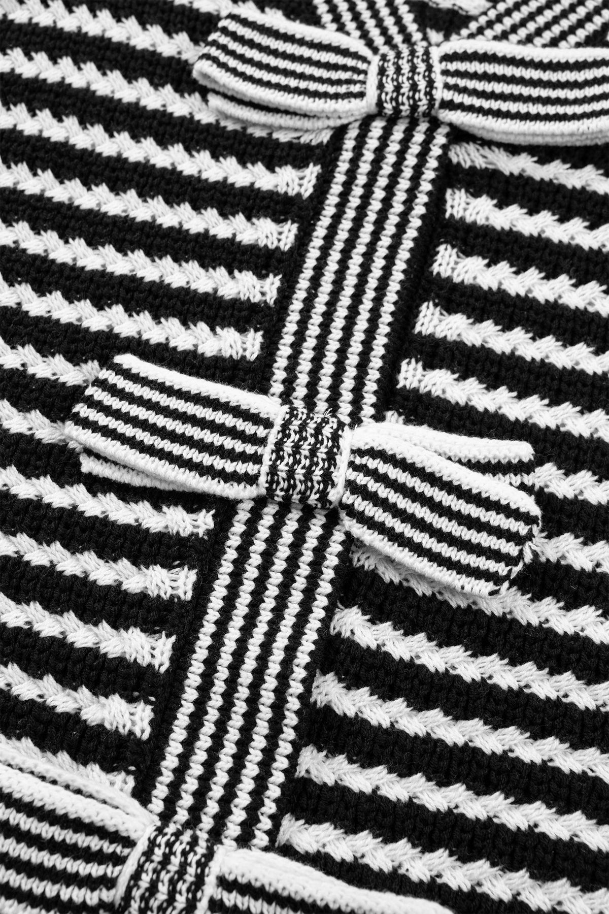 Green Stripe Short Sleeve Knit V Neck Bow Knot Sweater