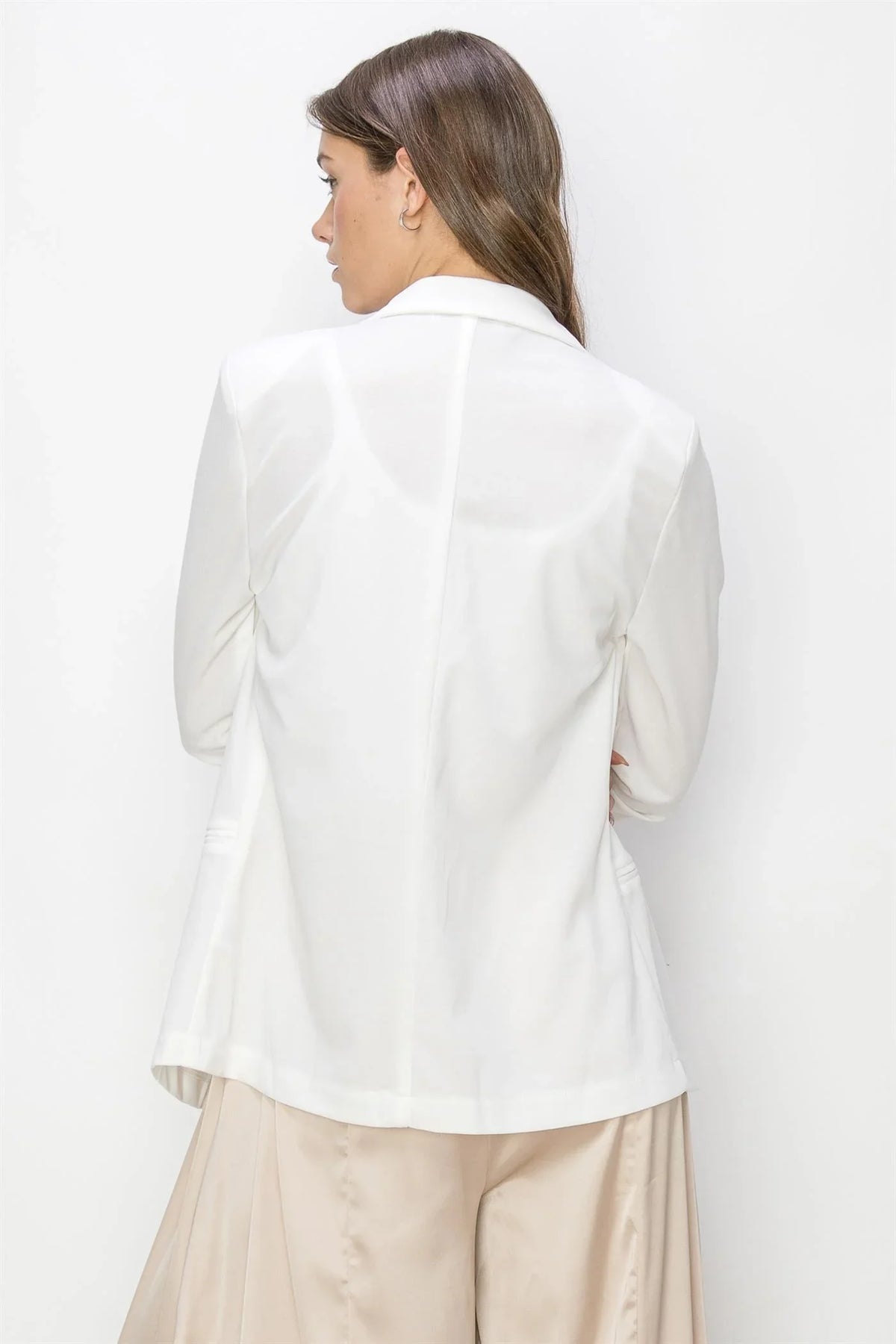 Levanza White Blazer
